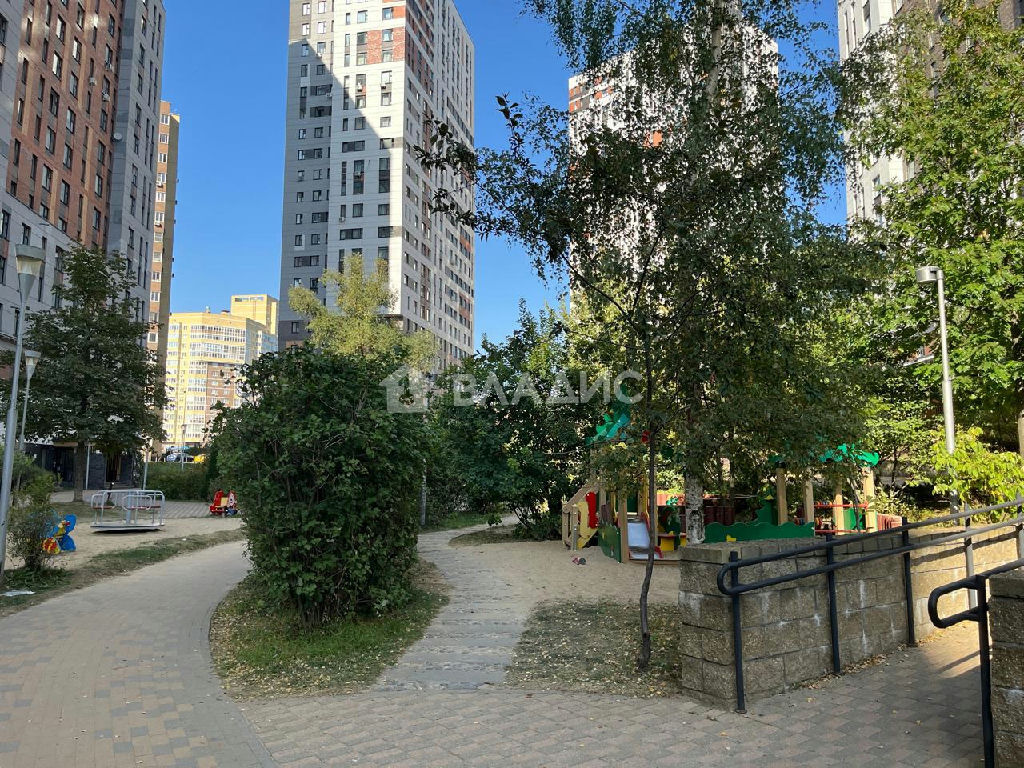 квартира г Москва п Сосенское п Коммунарка метро Коммунарка ул Фитарёвская 19к/1 обл Московская фото 23