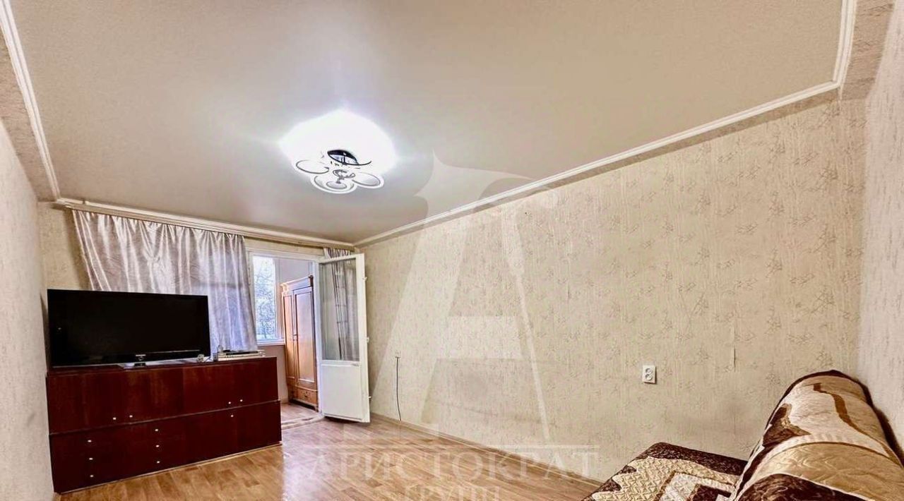 квартира г Пятигорск ул Адмиральского 8к/1 фото 2