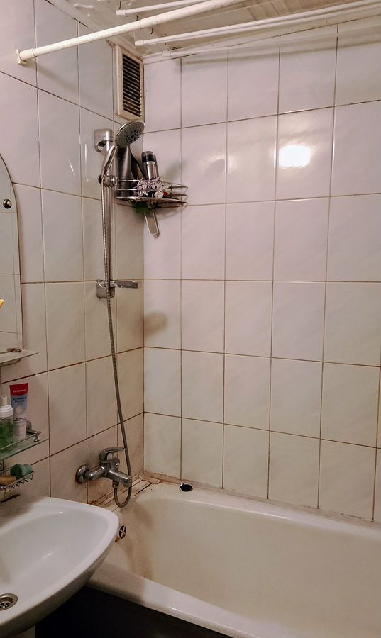 квартира г Екатеринбург р-н Кировский ул. Новгородцевой, 11 фото 4