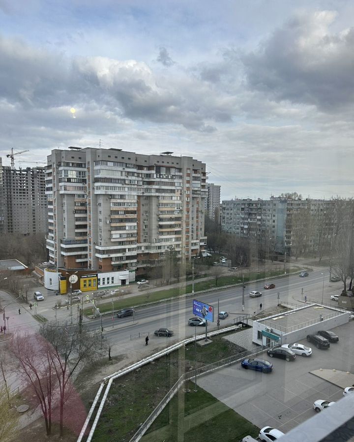 квартира г Волгоград р-н Дзержинский район Семь Ветров б-р 30-летия Победы 11а фото 21