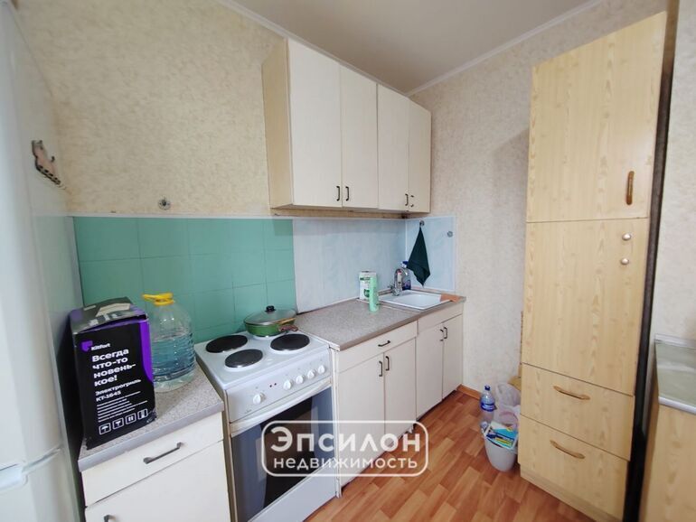 квартира г Курск р-н Центральный пр-кт Вячеслава Клыкова 49 фото 1