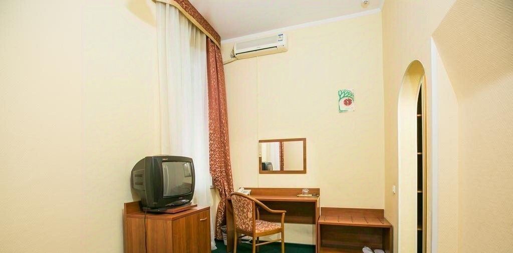 комната г Уссурийск ул Тургенева 10а фото 2