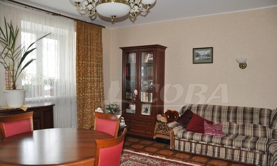 квартира г Тюмень р-н Центральный ул Александра Матросова 1к/2 фото 12