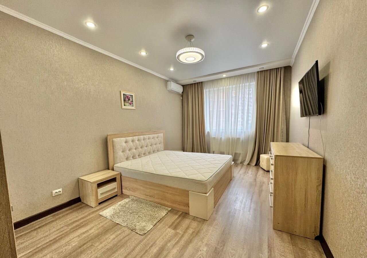 квартира г Краснодар р-н Прикубанский пр-кт им. Константина Образцова 6/2 фото 1