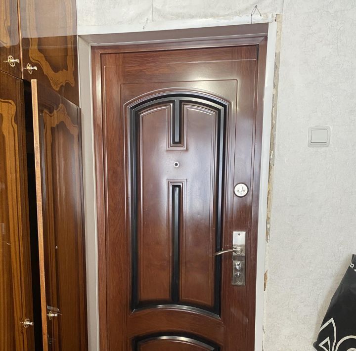 комната г Саратов р-н Ленинский ул им академика О.К.Антонова 12б фото 2