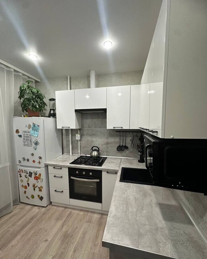 квартира г Омск р-н Кировский ул 2-я Солнечная 28б фото 2