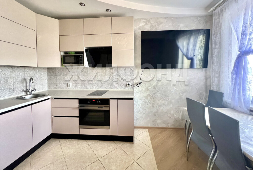 квартира г Иркутск ул Безбокова 7/3 фото 3
