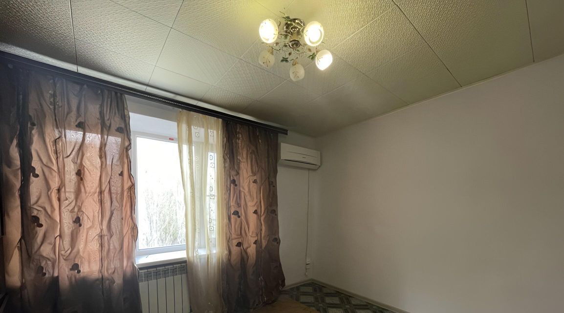 комната г Таганрог ул Толбухина 1 фото 3