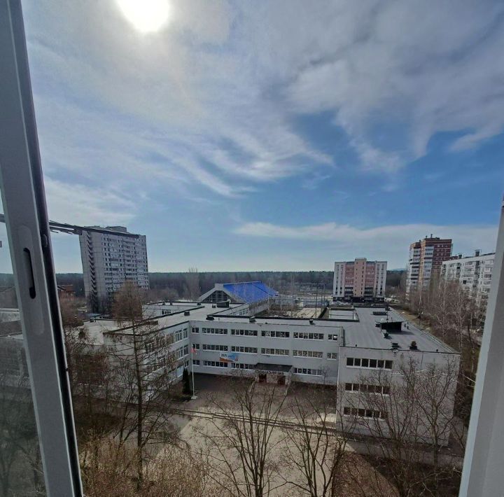 квартира г Тольятти р-н Центральный 71 квартал ул Баныкина 26 фото 1