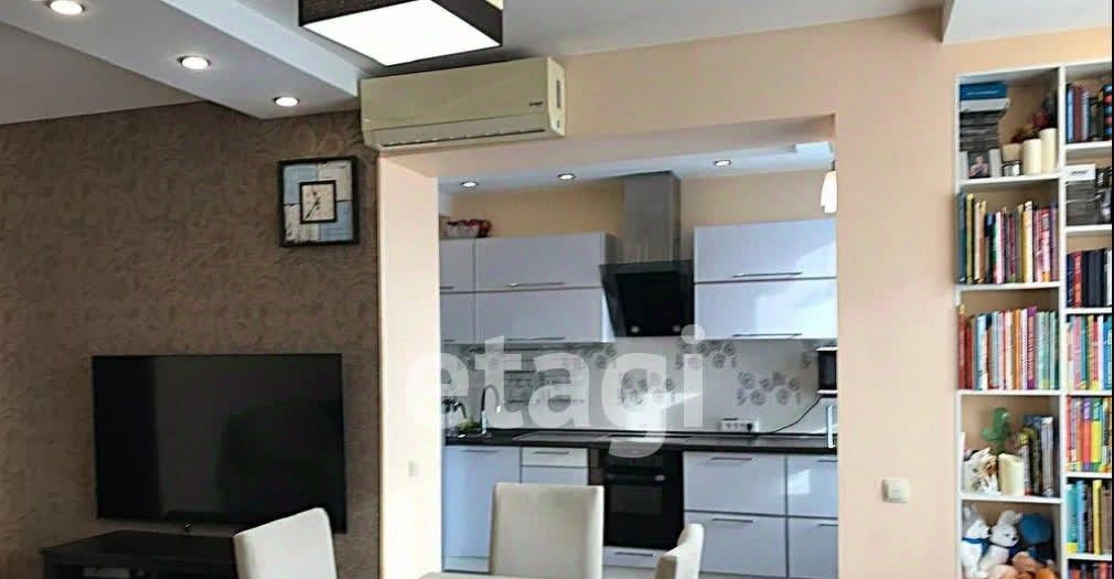 квартира г Красноярск р-н Советский ул Авиаторов 39 фото 3