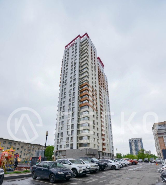 квартира г Хабаровск р-н Железнодорожный ул Ленинградская 53к/2 фото 3