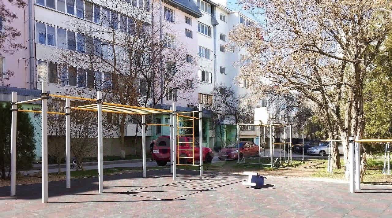 квартира г Феодосия б-р Старшинова 8а фото 16