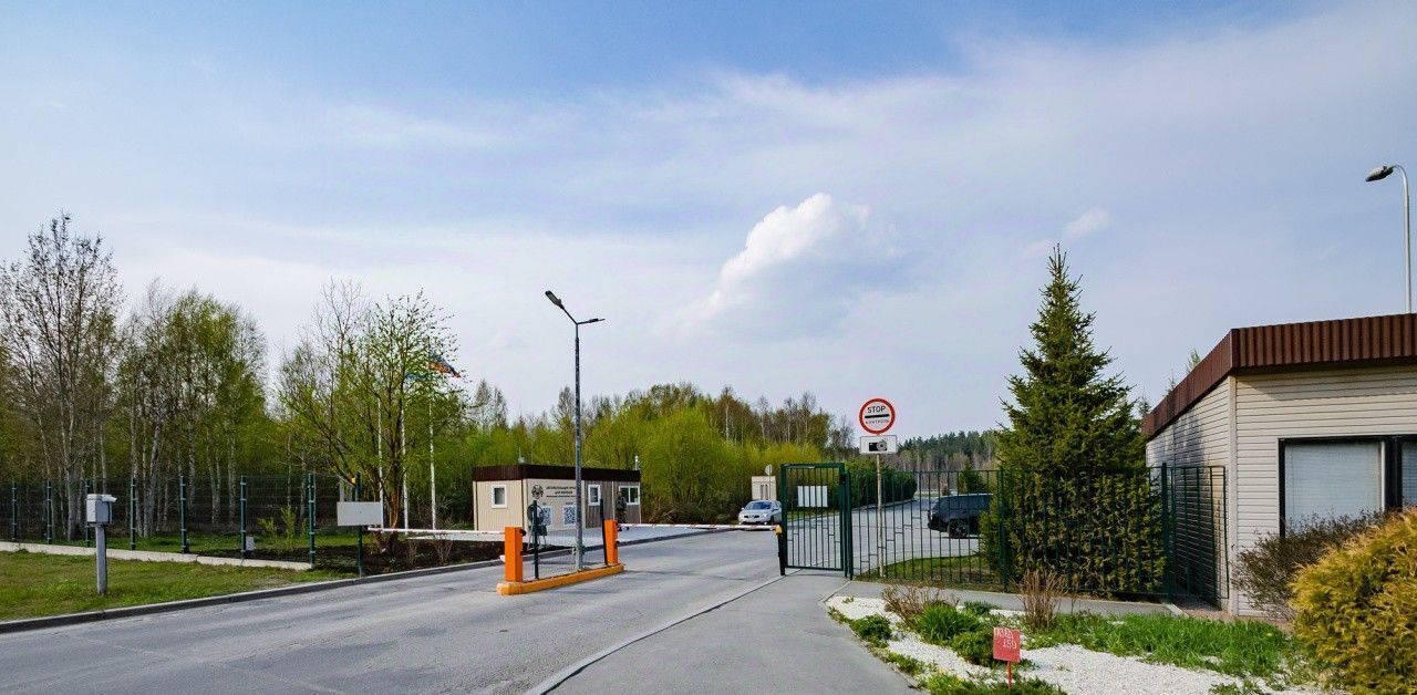 дом г Екатеринбург ул Большие караси 102 ЖК «Карасьеозёрский-2» Площадь 1905 года фото 3