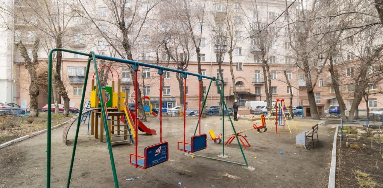 квартира г Челябинск р-н Советский пл Революции 1 фото 31