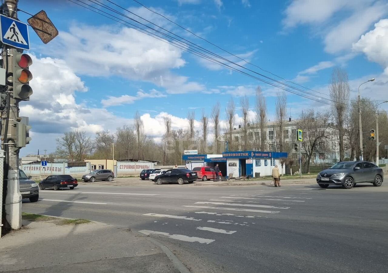 свободного назначения г Волгоград р-н Тракторозаводский ул им. Дегтярева 25 фото 3