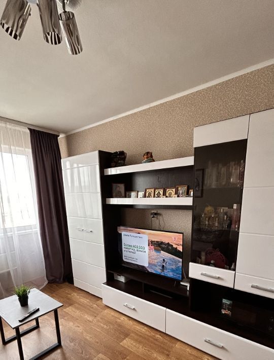 комната г Омск р-н Кировский ул Лукашевича 10а фото 8