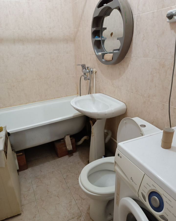 комната г Волгоград р-н Советский ул им. Новикова-Прибоя 27а фото 3