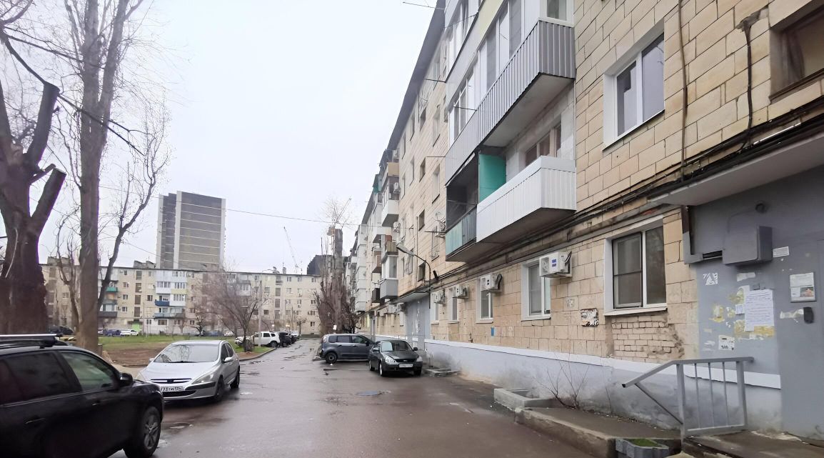 квартира г Волгоград р-н Красноармейский ул 50 лет Октября 27 фото 2