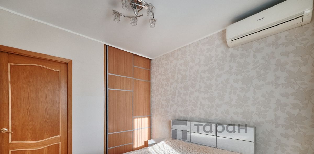квартира г Челябинск р-н Калининский ул Братьев Кашириных 136а фото 1