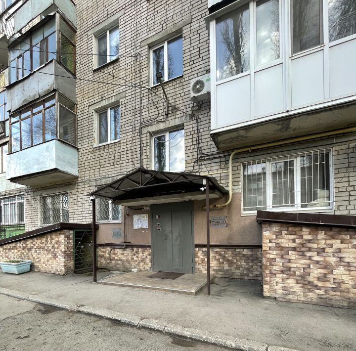 квартира г Саратов р-н Фрунзенский ул. Имени В. Г. Рахова, 91/101 фото 11