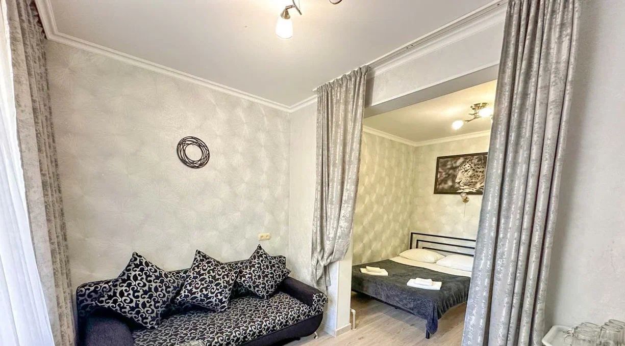 комната г Сочи р-н Адлерский Адлер ул Чкалова 49 жилрайон фото 3