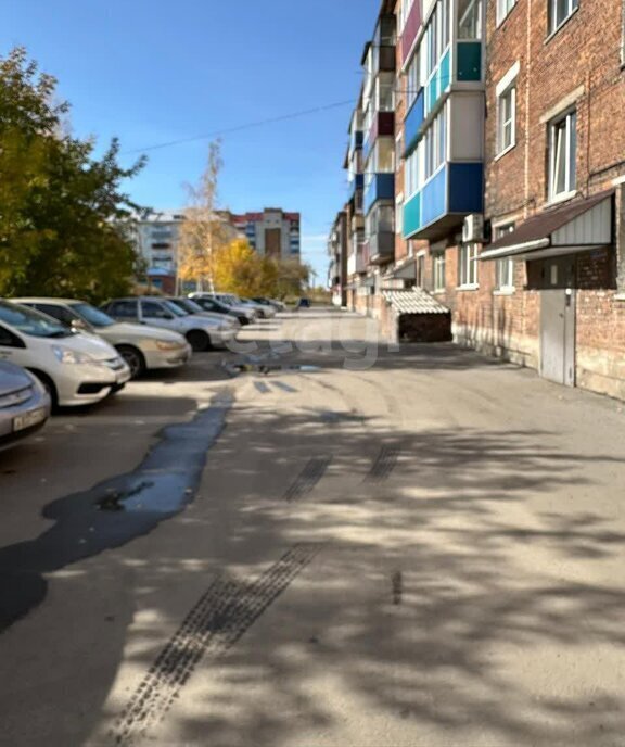 квартира г Прокопьевск р-н Рудничный ул Институтская 82 фото 15