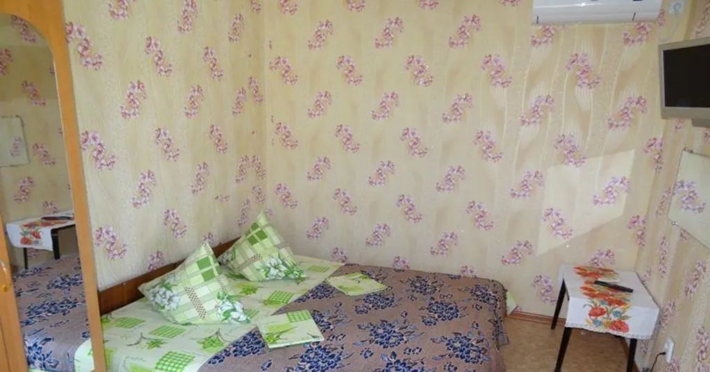 комната г Феодосия ул Геологическая 13 фото 13