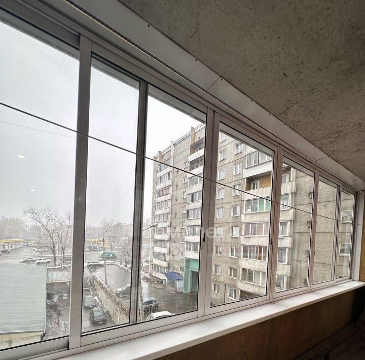 квартира г Иркутск р-н Свердловский б-р Рябикова 22а фото 4
