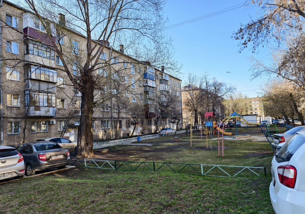 квартира г Челябинск р-н Тракторозаводский ул Марченко 21б фото 14