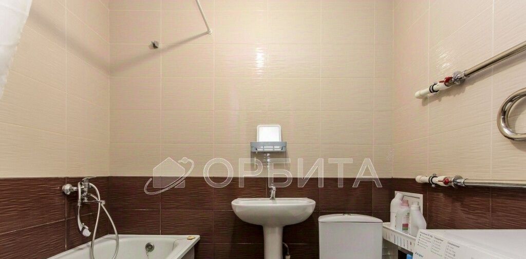 квартира г Тюмень р-н Центральный ул Велижанская 66к/1 фото 10