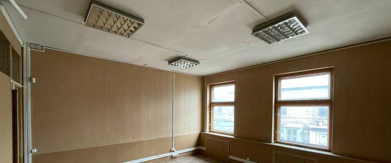 офис г Оренбург р-н Центральный ул Мусы Джалиля 6 фото 2