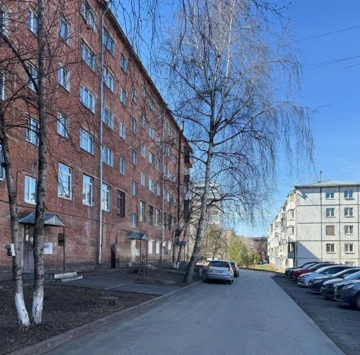 квартира г Кемерово р-н Центральный пр-кт Ленина 70 фото 2
