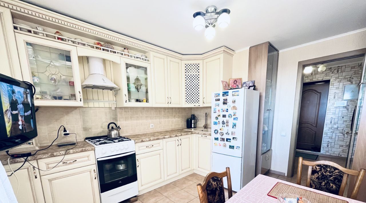 квартира г Бор ул Первомайская 10к/2 фото 2