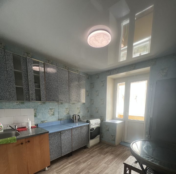 квартира г Новокузнецк р-н Куйбышевский ул Вокзальная 111 фото 4