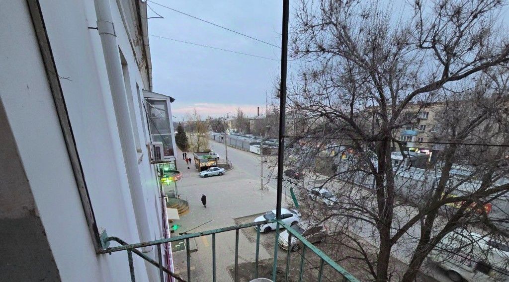 комната г Волгоград р-н Дзержинский ул Краснополянская 3 фото 1
