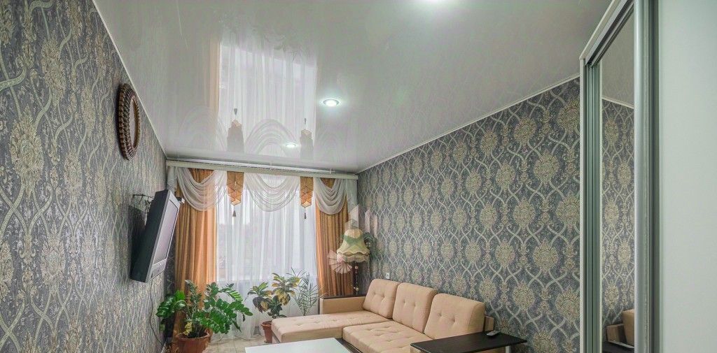 квартира г Саратов р-н Ленинский ул им Бардина И.П. 10б фото 1