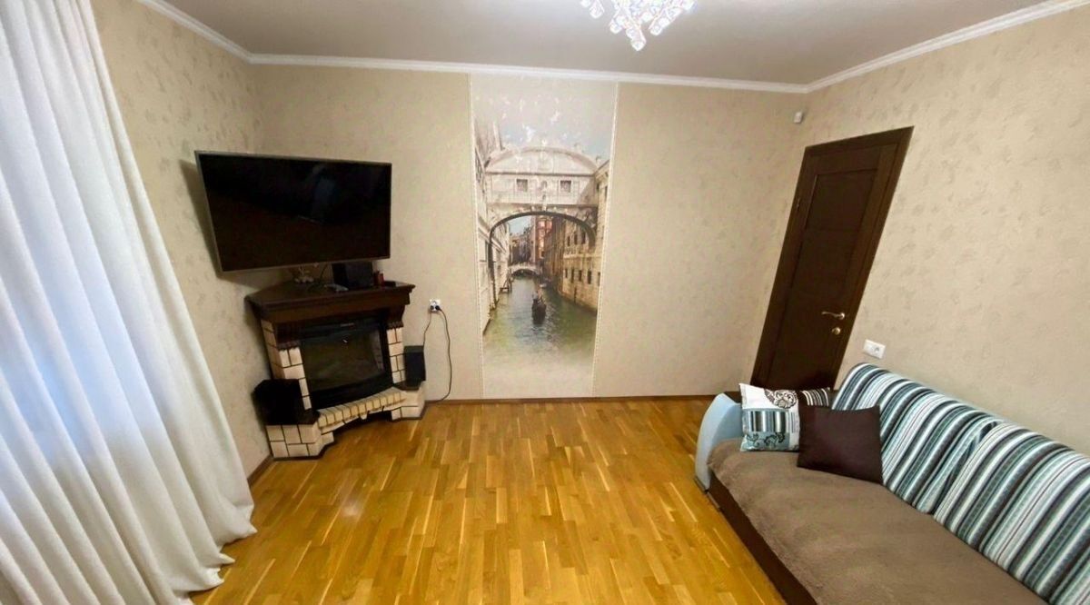квартира г Саратов р-н Заводской ул. Имени Г. К. Орджоникидзе, 13/5 фото 2