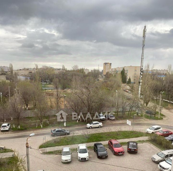 квартира г Волгоград р-н Дзержинский ул им. Хорошева 16 фото 10