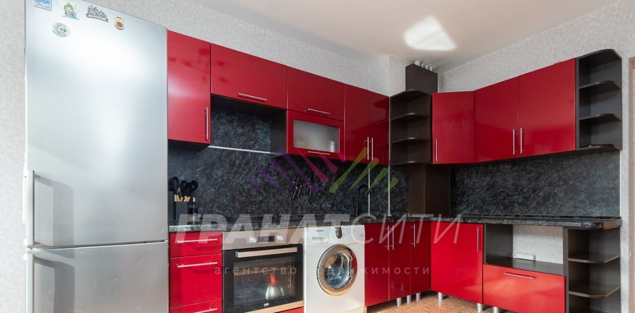 квартира г Омск р-н Центральный проезд 4-й Амурский, 10к 1 фото 1