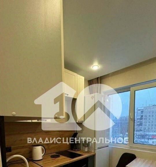 квартира г Новосибирск Золотая Нива ул Кошурникова 41 фото 3