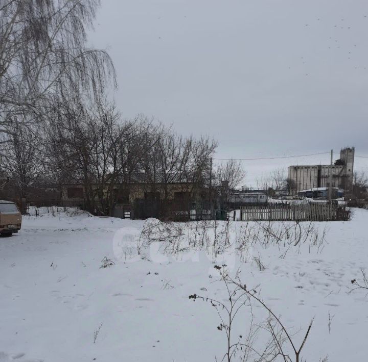 офис р-н Петровский г Петровск ул Куйбышева 1 фото 1