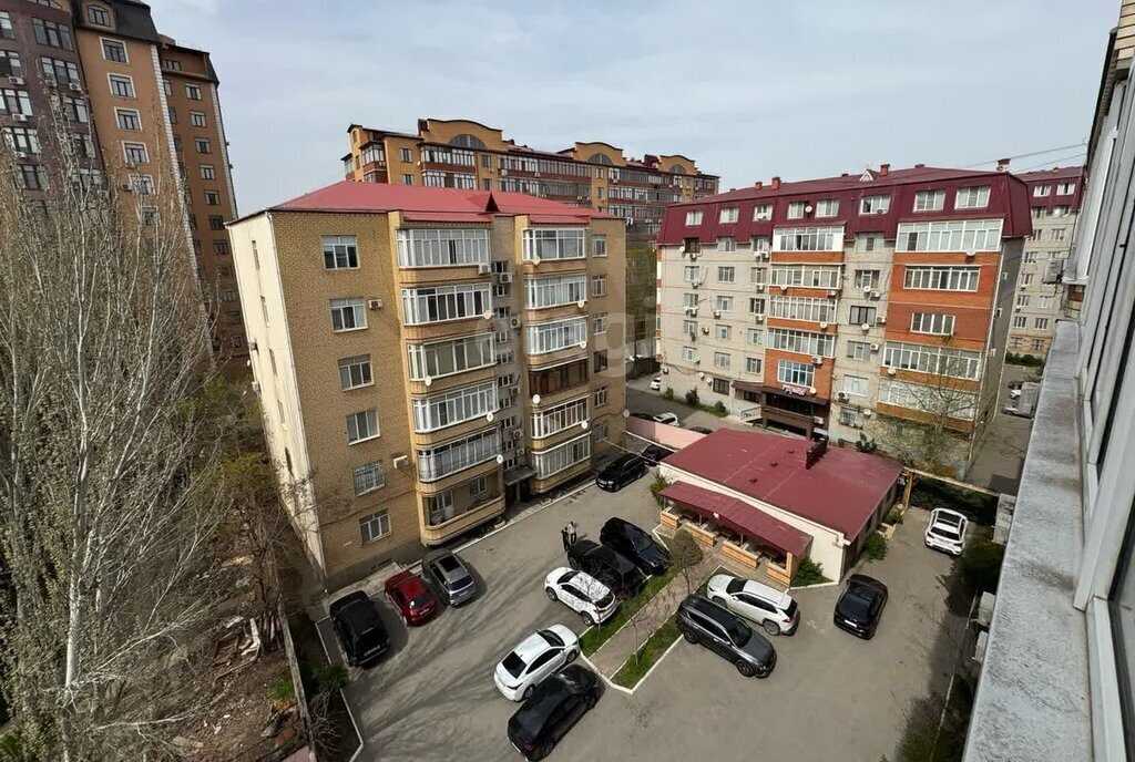 квартира г Махачкала р-н Ленинский ул Ирчи Казака 77в фото 3