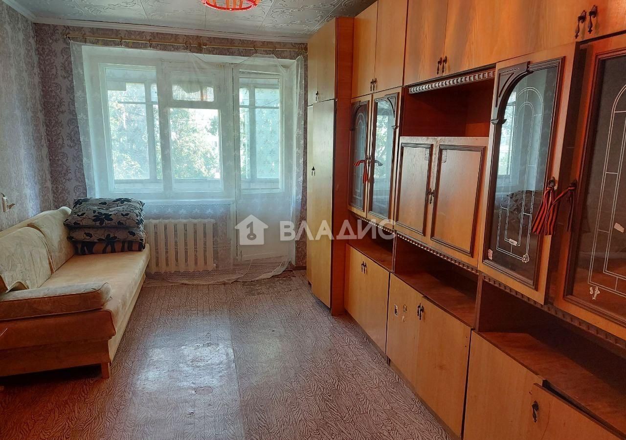 квартира г Волгоград р-н Тракторозаводский ул им. Луговского 11 фото 3