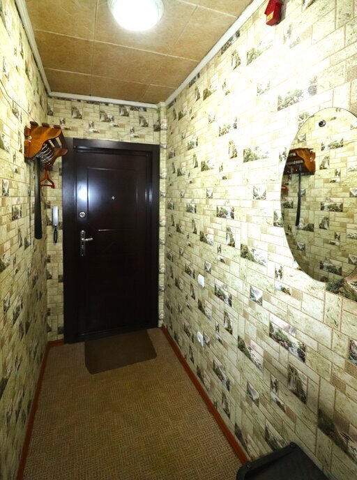 квартира г Новокузнецк р-н Орджоникидзевский ул Разведчиков 38 фото 1