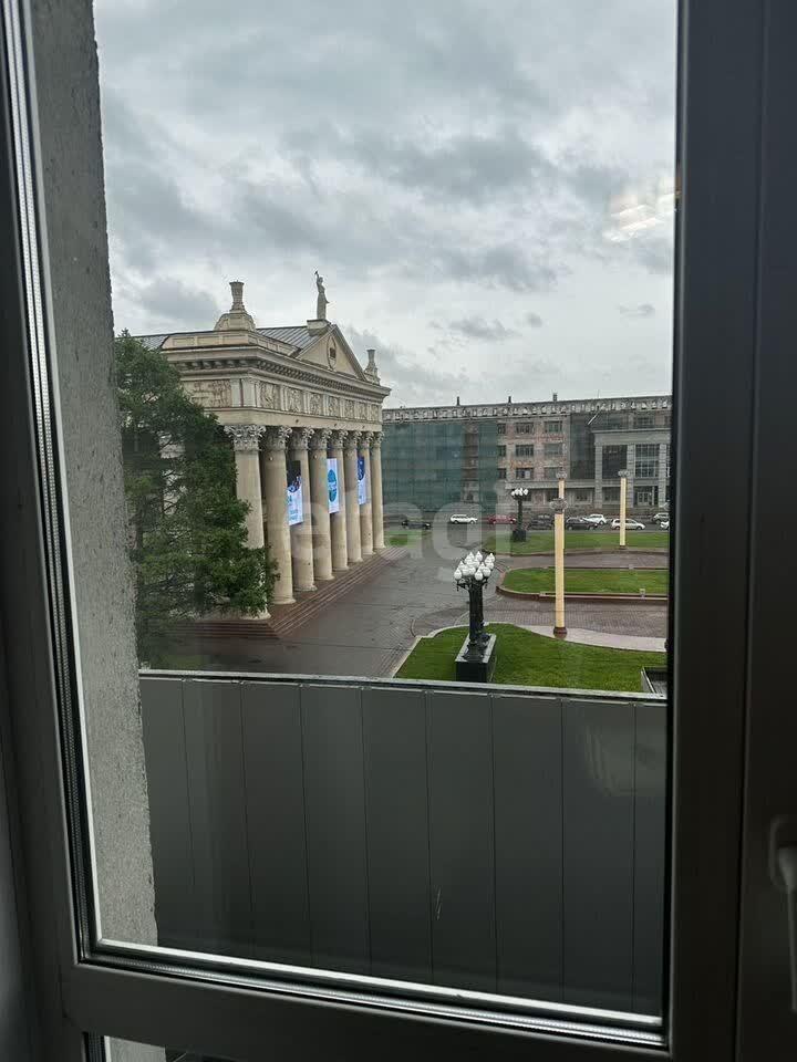 квартира г Новокузнецк р-н Центральный ул Кирова 21а фото 7