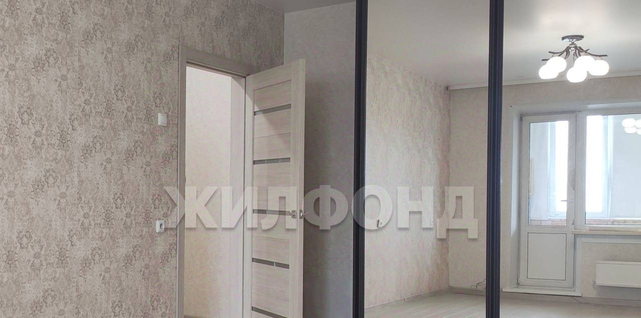 квартира г Новосибирск р-н Ленинский Чистая Слобода ул Спортивная 3/1 жилой район «Чистая Слобода» Площадь Маркса фото 3