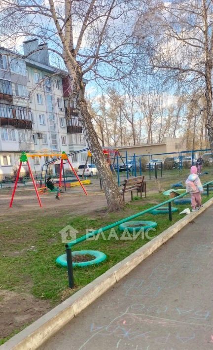 квартира г Бийск ул Вали Максимовой 7 фото 13