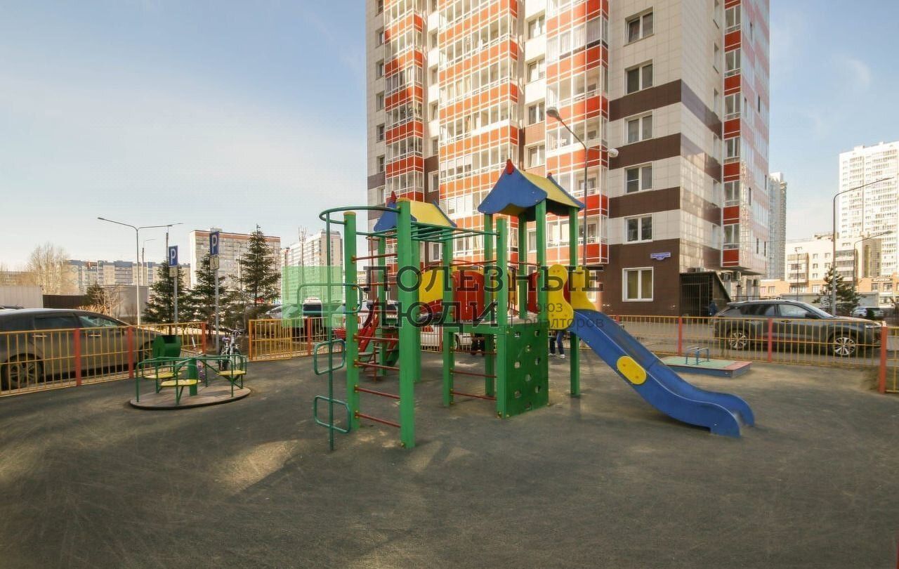 квартира г Красноярск р-н Свердловский ул Судостроительная 157 фото 13
