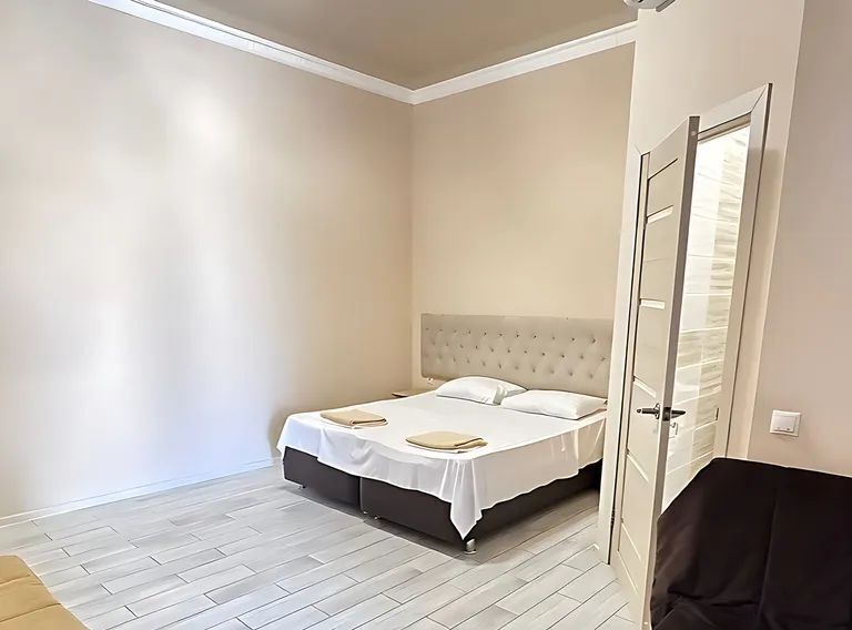 комната г Геленджик ул Октябрьская 35 Центр фото 3