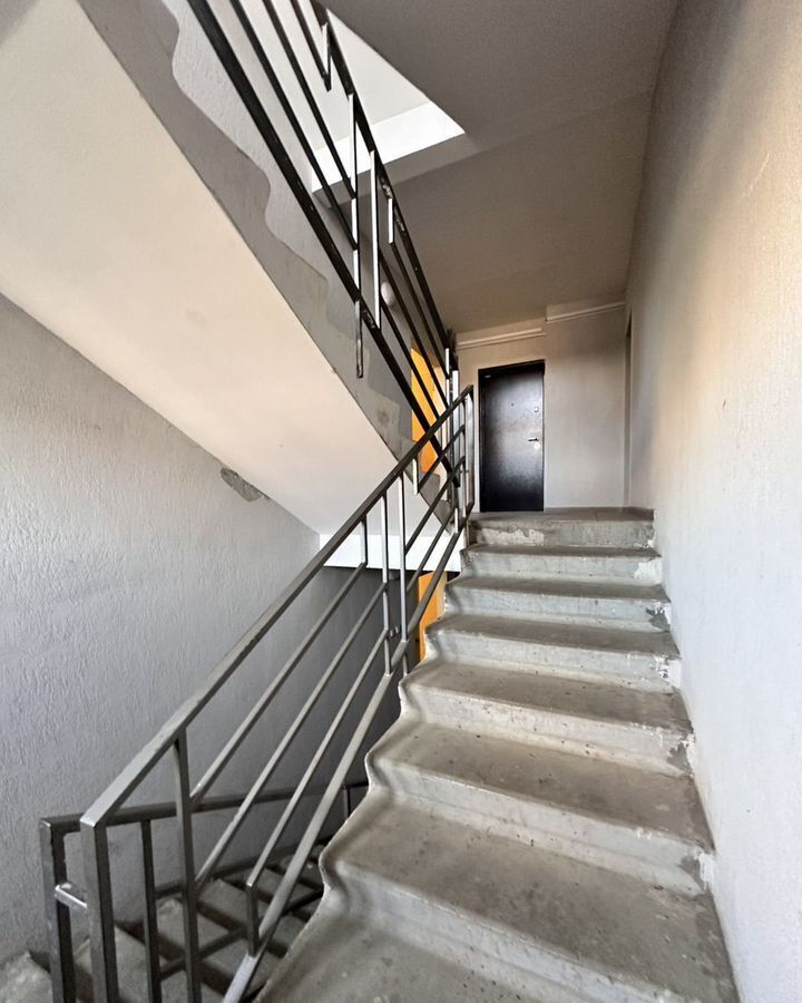 квартира г Саратов р-н Кировский ул им Лисина С.П. 14а фото 4